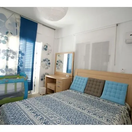 Villa Your Beautiful Holiday Minutes From The Beach, 1489 Protaras